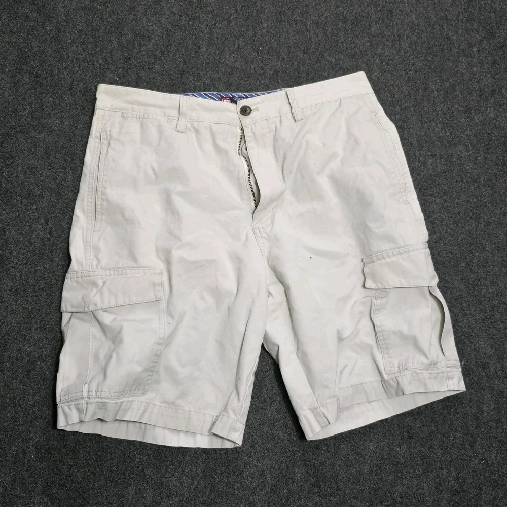 Men's CHAPS Casual Flat Front 100% Cotton Shorts Hampton Khaki Size 32